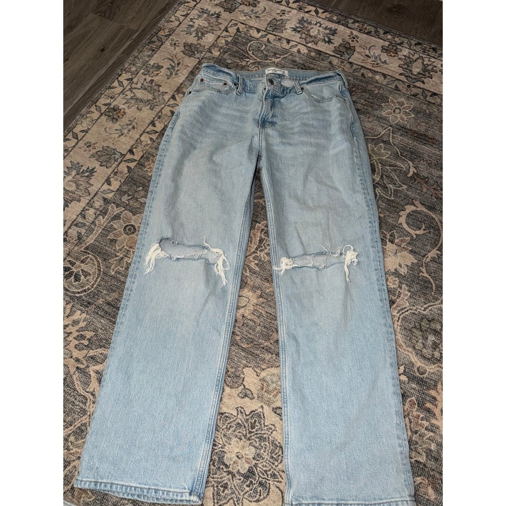 Abercrombie & Fitch The Baggy Low Rise Jeans Light Wash